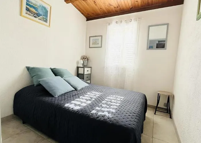 Apartamento T3 Boug 15 *